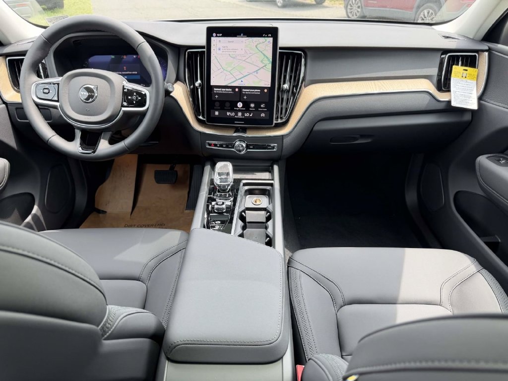 New 2026 Volvo XC60 B5 Plus SUV