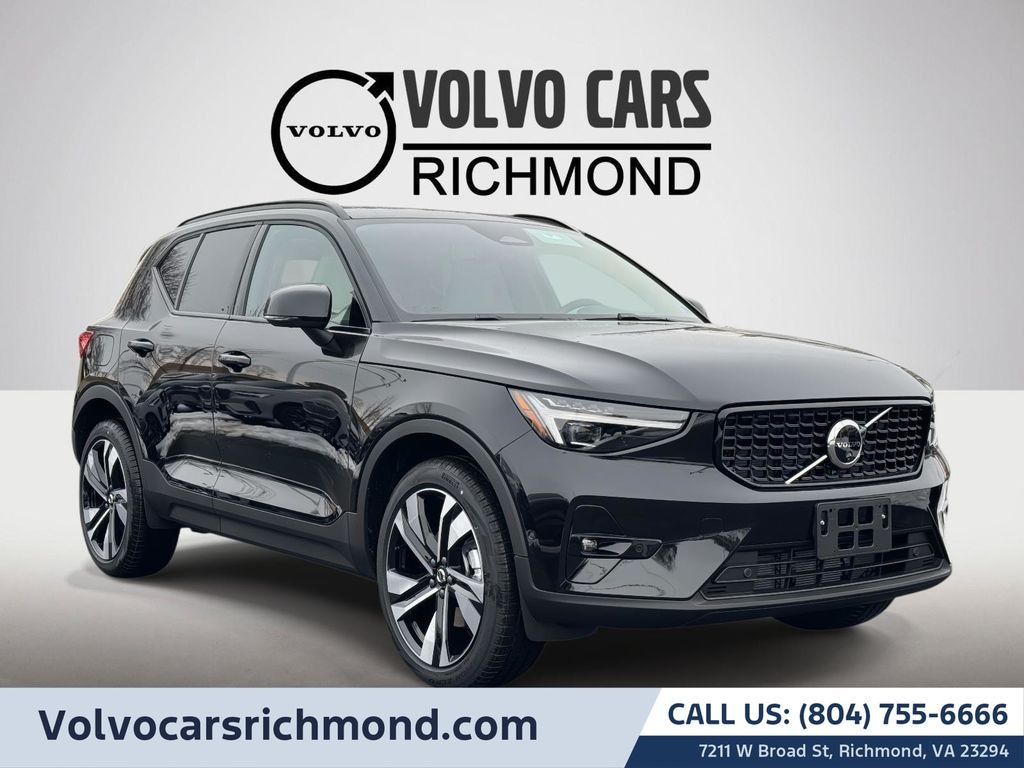 New 2026 Volvo XC40 B5 Ultra SUV