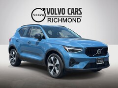 2025 Volvo XC40