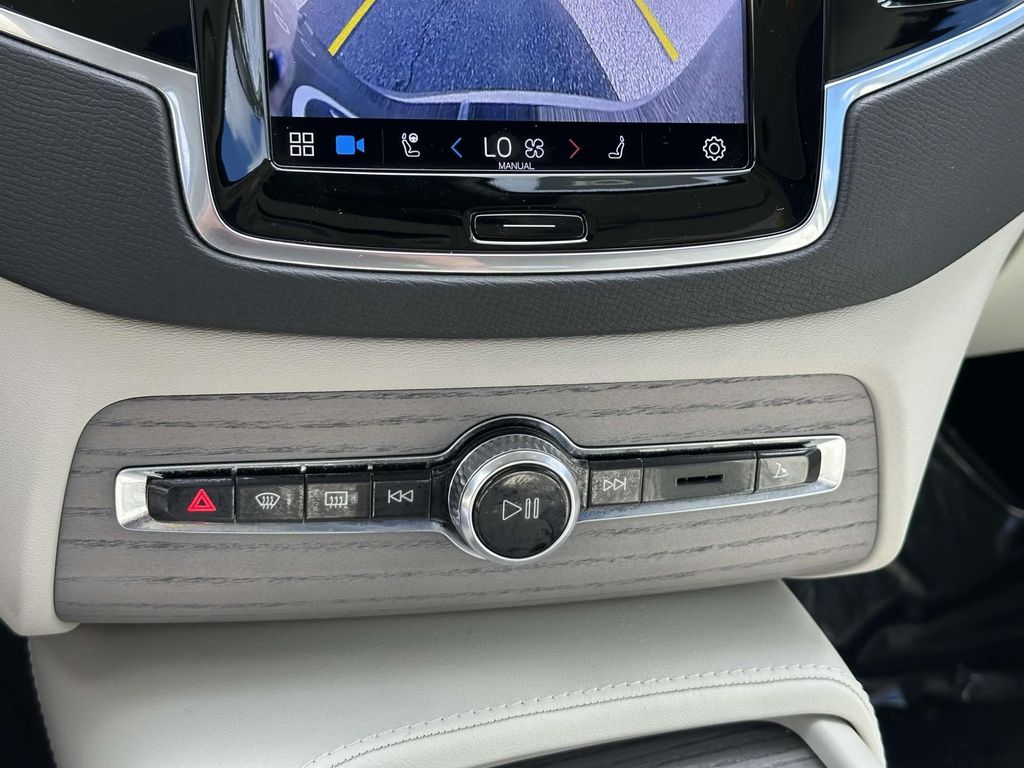 2024 Volvo XC90 Plus - Photo 6