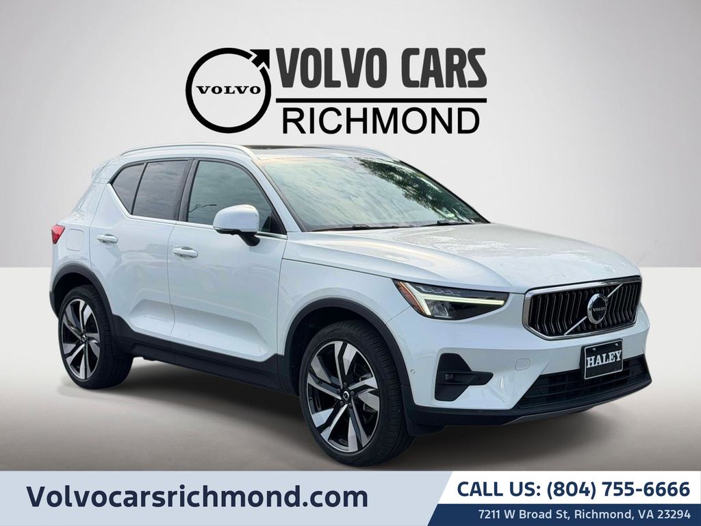2024 Volvo XC40