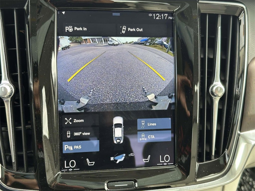 2021 Volvo S90 T8 Inscription photo 3
