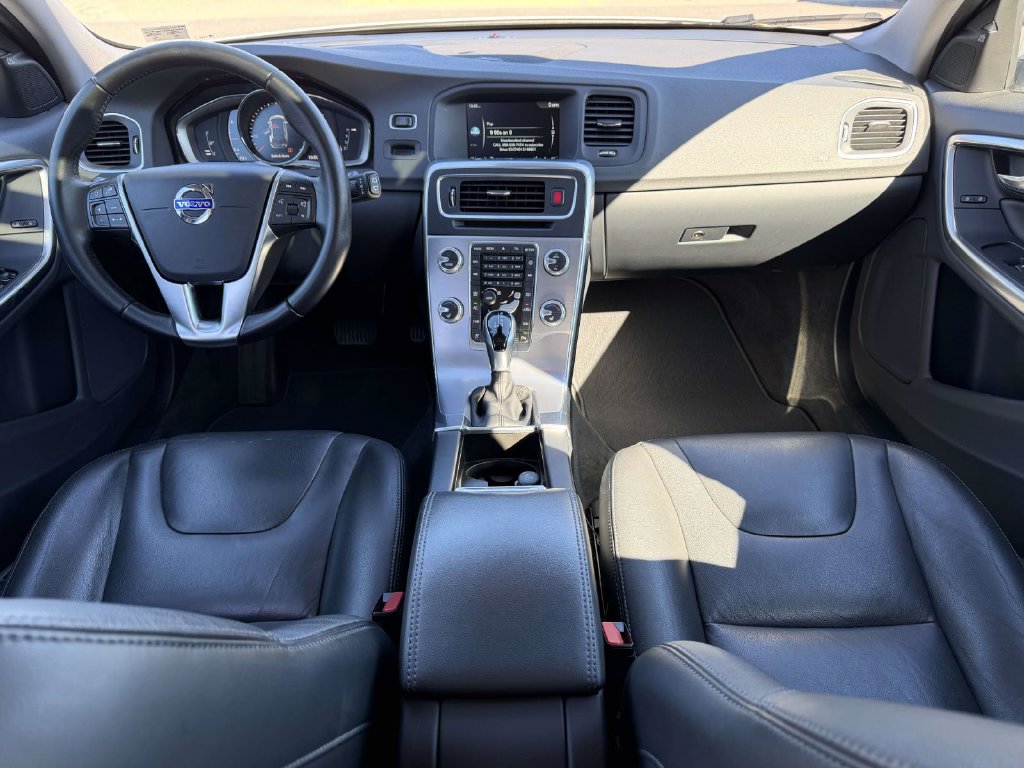 Used 2017 Volvo V60 T5 Platinum Wagon