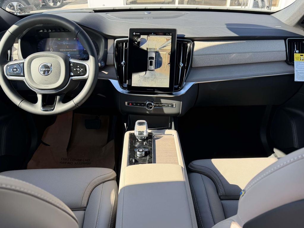 New 2026 Volvo XC90 B6 Ultra Dark Theme 7-Seater SUV