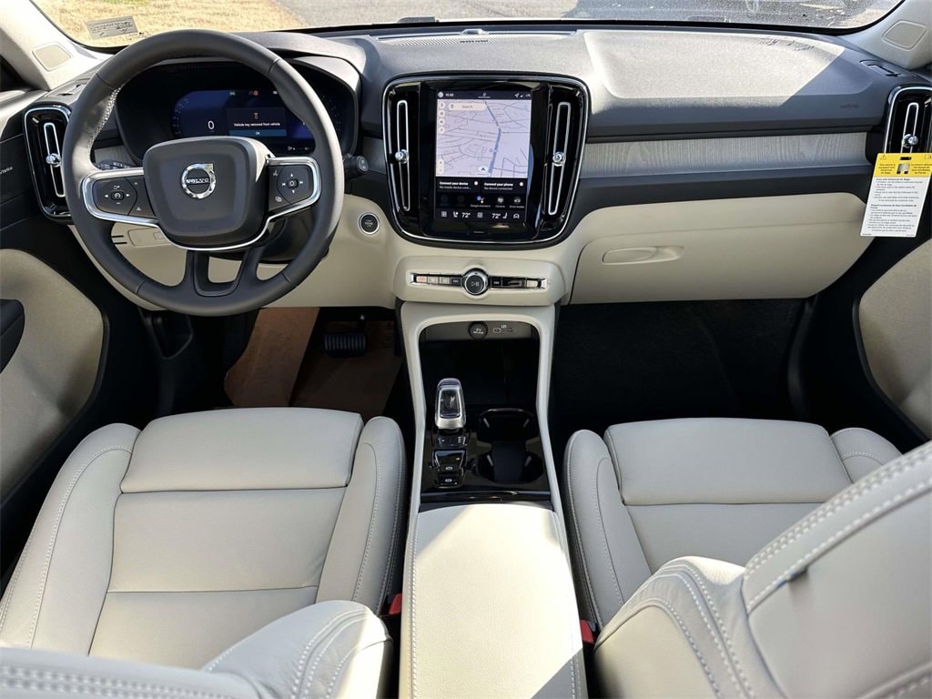 New 2026 Volvo XC40 B5 Ultra SUV