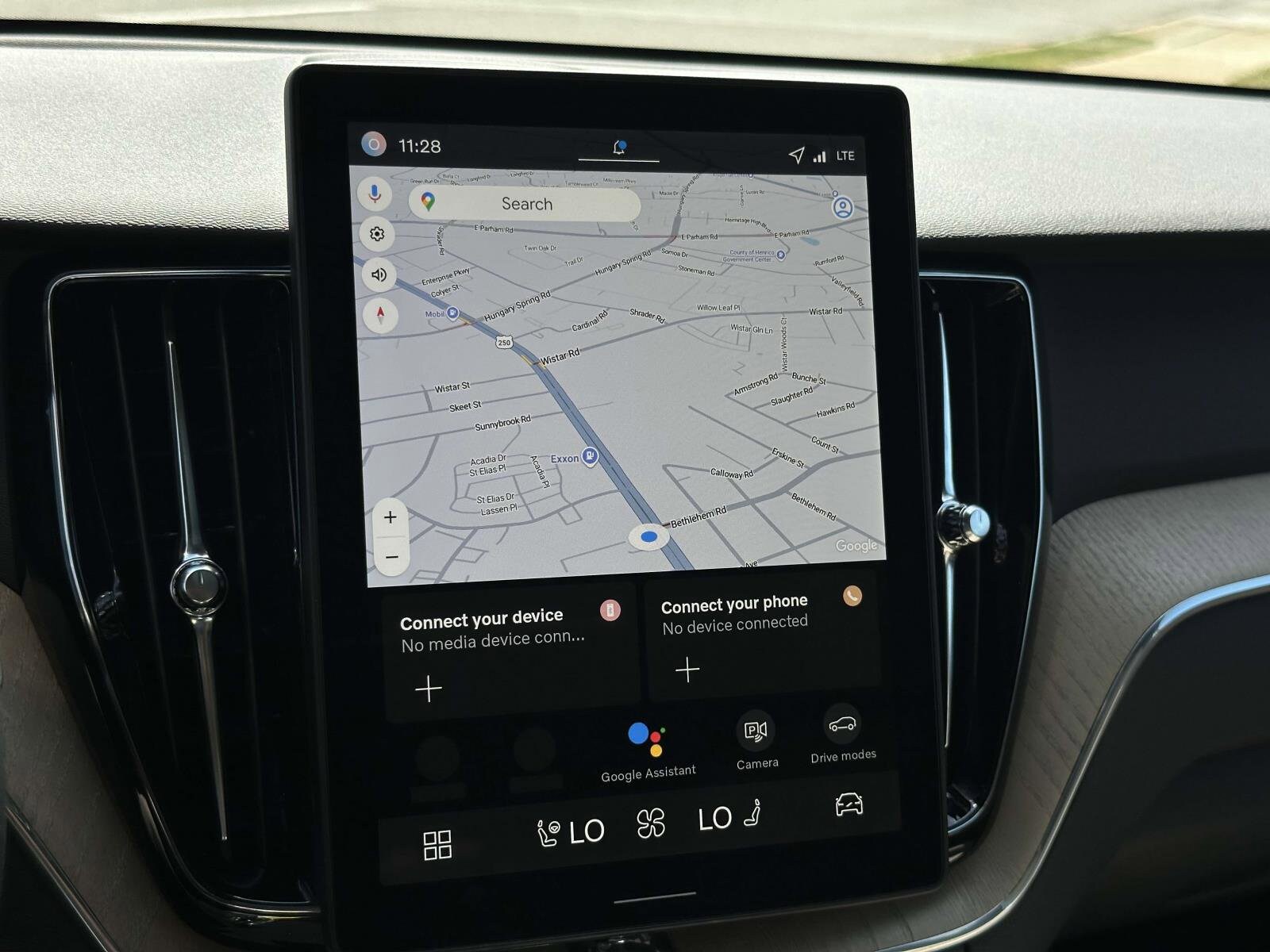 2026 Volvo XC60 B5 Core photo 3