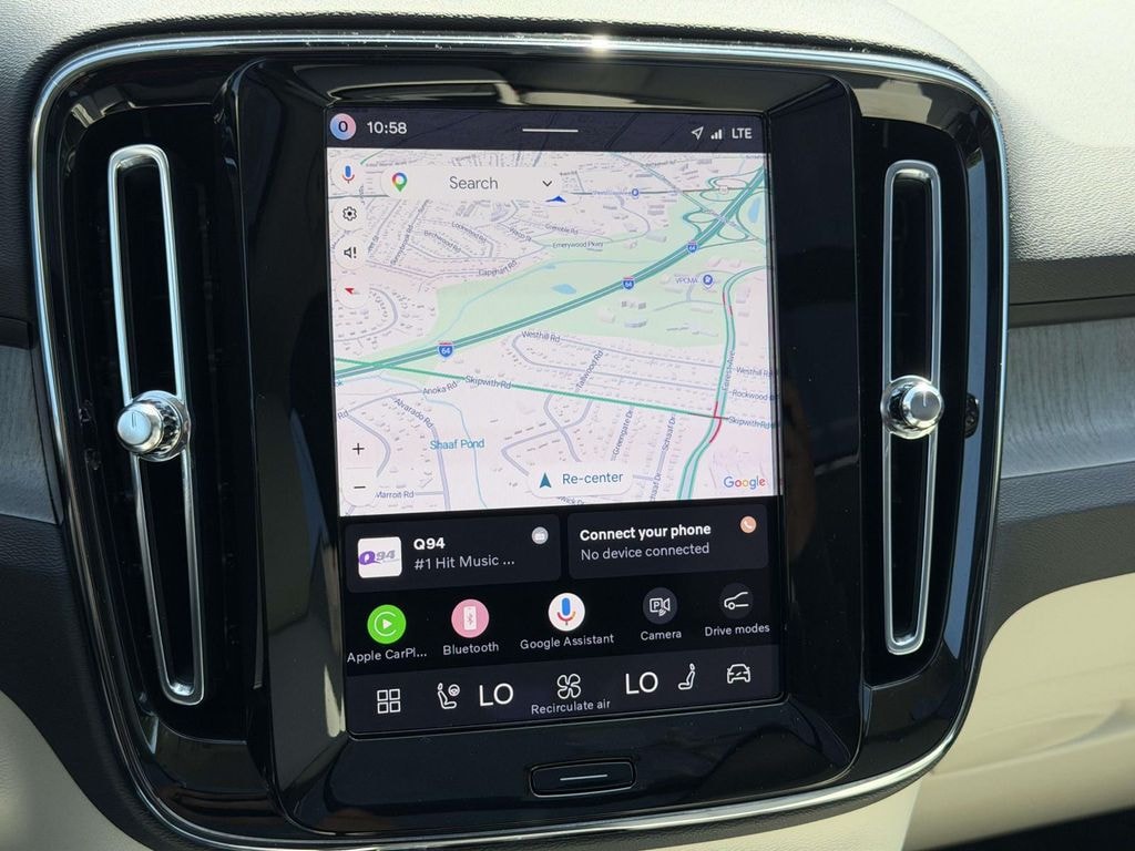 New 2026 Volvo XC40 B5 Ultra SUV