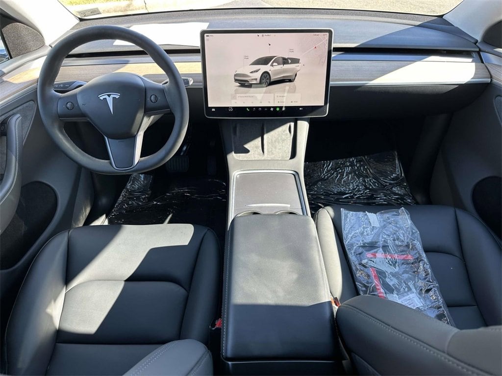 Used 2024 Tesla Model Y Long Range with VIN 7SAYGDEE3RA302472 for sale in Richmond, VA
