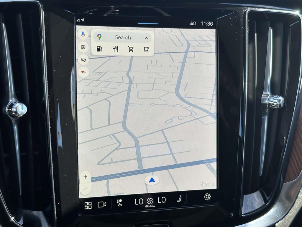 2025 Volvo S60 B5 Plus photo 2