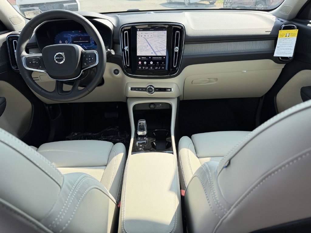 New 2026 Volvo XC40 B5 Plus SUV