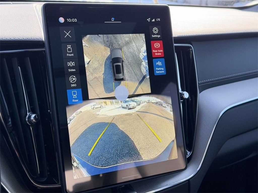 New 2026 Volvo XC60 plug-in hybrid T8 Ultra Black Edition SUV