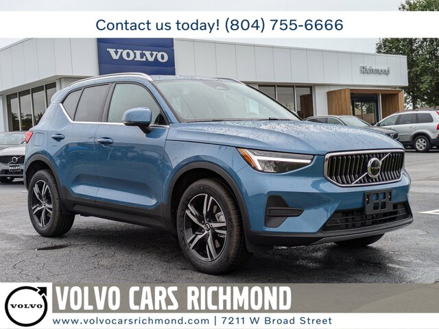 2025 Volvo XC40 B5 Core Bright Theme SUV