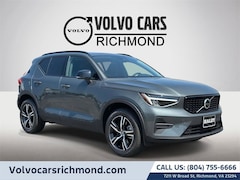 2026 Volvo XC40 B4 Core FWD SUV