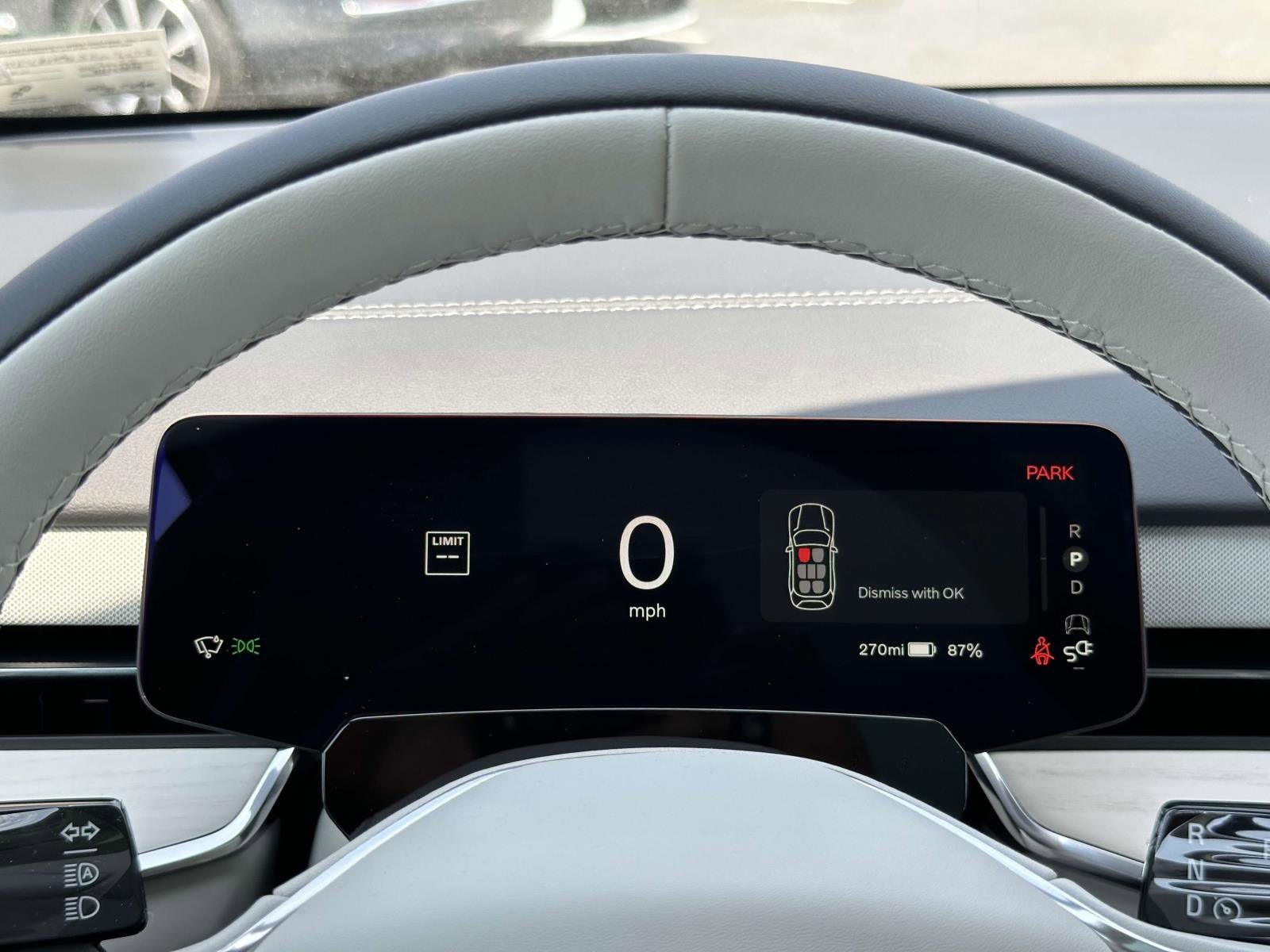 2025 Volvo EX90 Plus - Photo 10