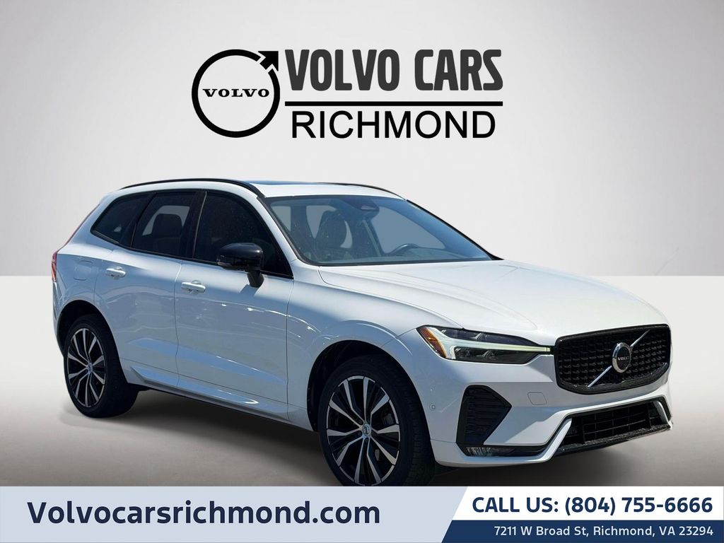 2023 Volvo XC60 B5 Plus Dark Theme AWD's photo