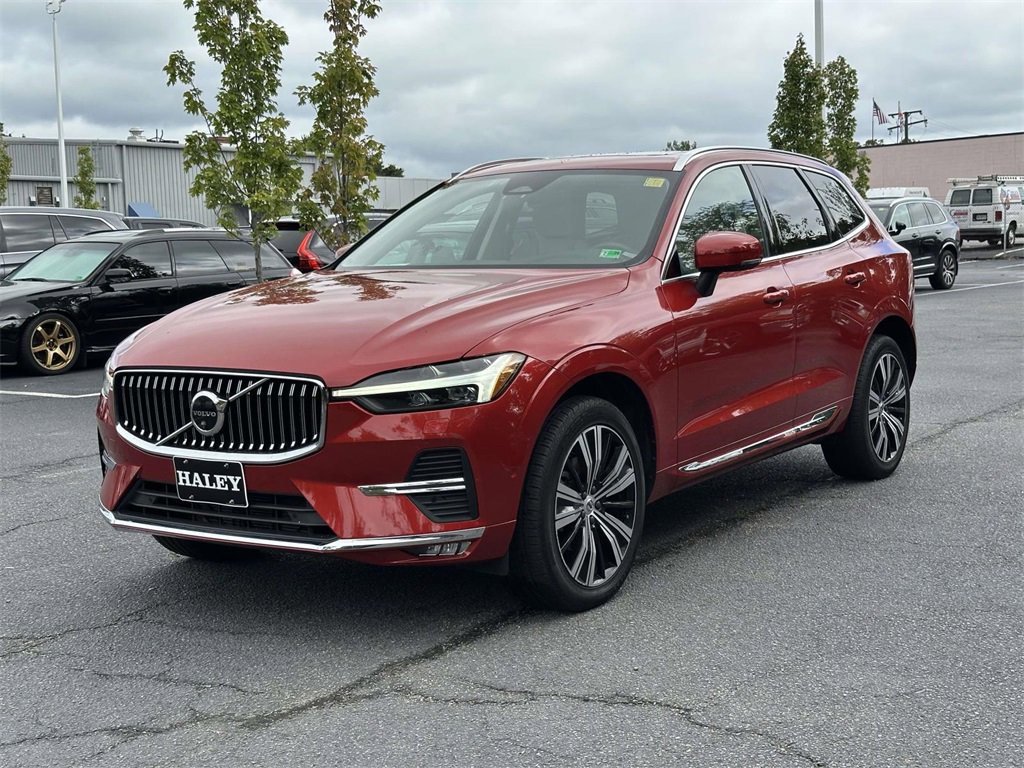 2023 Volvo XC60 B5 Plus photo 3