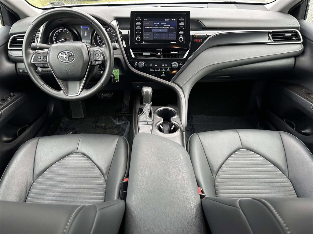 2024 Toyota Camry SE photo 2