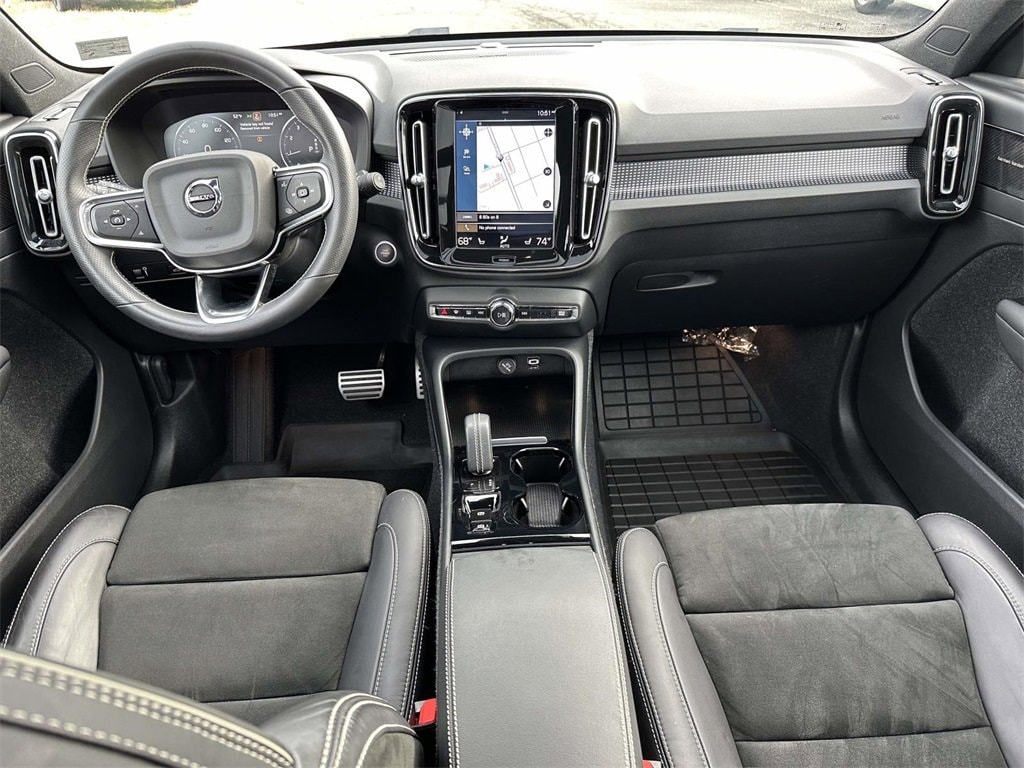 Used 2021 Volvo XC40 R-Design SUV