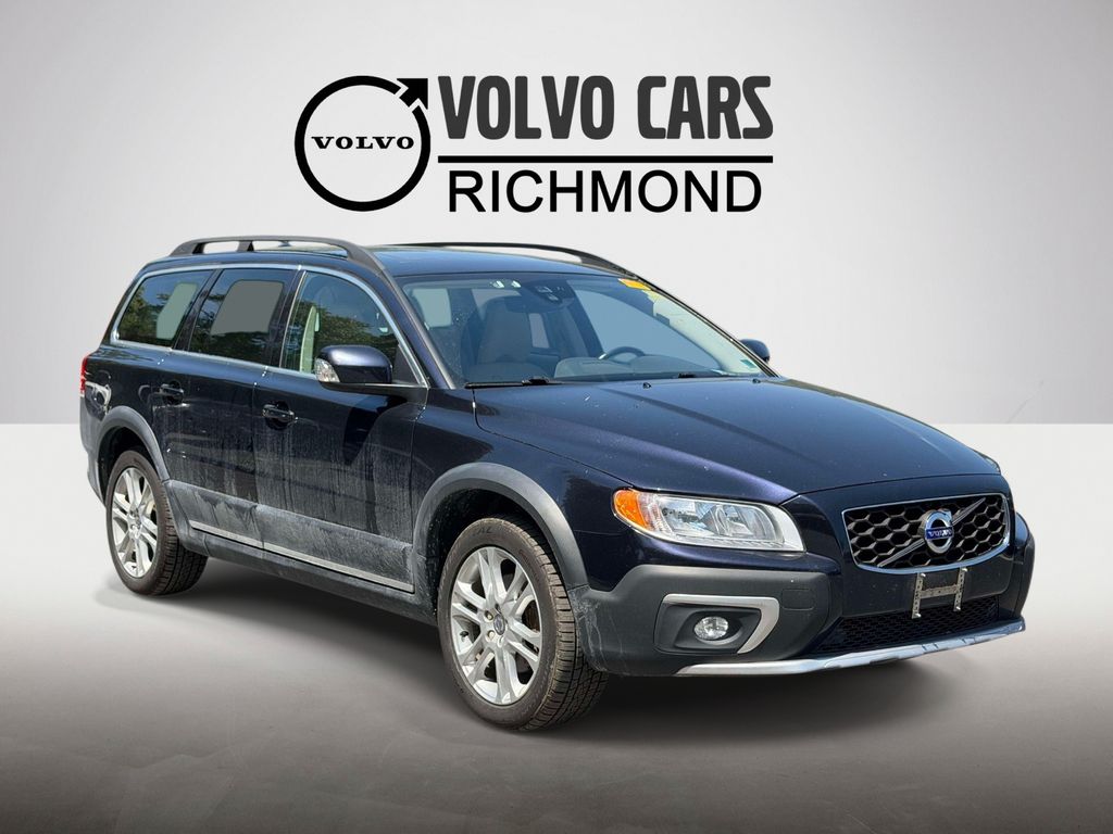 2016 Volvo XC70 T5 AWD Premier's photo