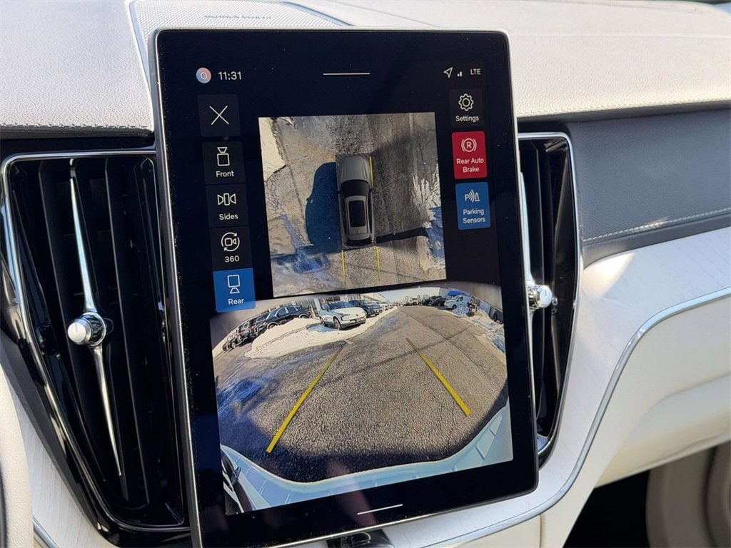 New 2026 Volvo XC60 plug-in hybrid T8 Ultra SUV