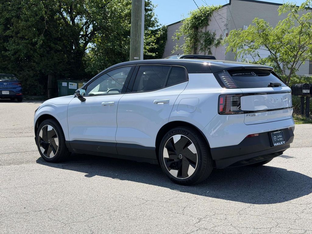2025 Volvo EX30 Plus - Photo 23