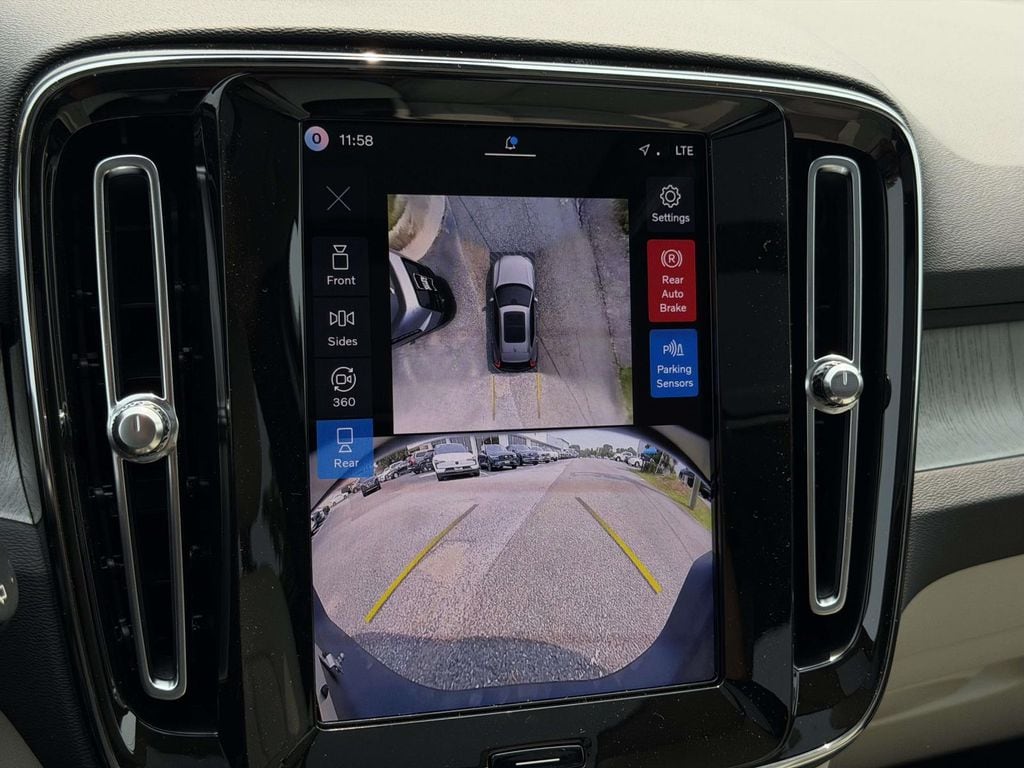 New 2026 Volvo XC40 B5 Plus SUV