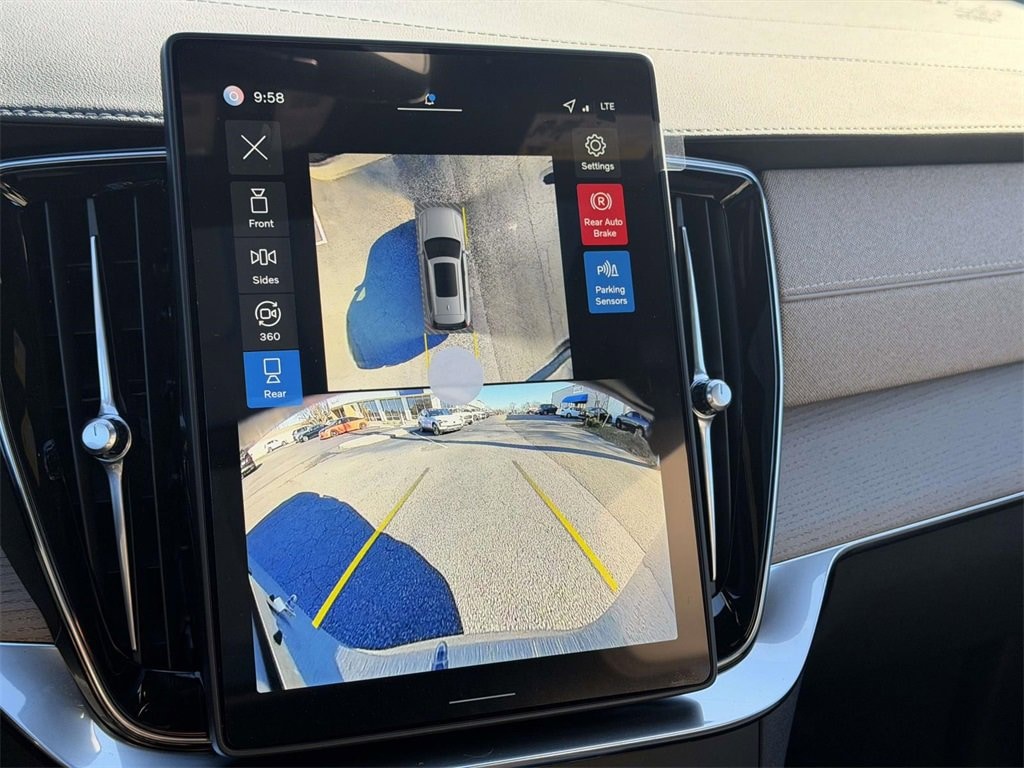 New 2026 Volvo XC90 plug-in hybrid T8 Plus 7-Seater SUV