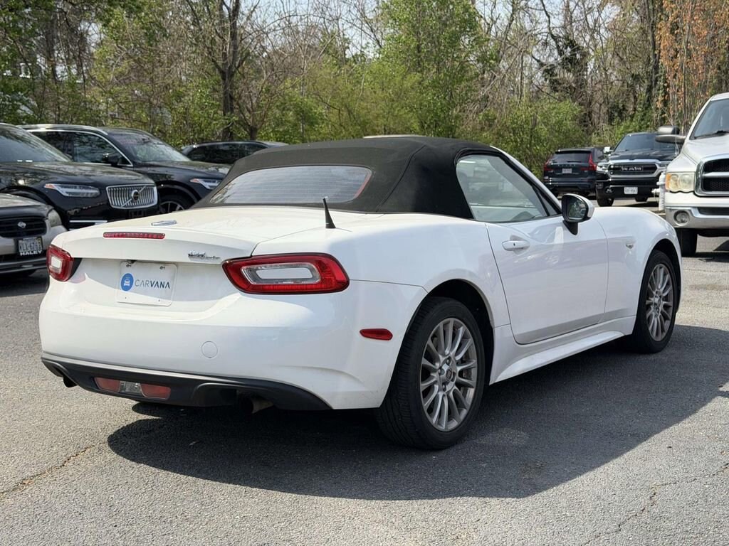 Used 2017 FIAT 124 Spider Classica Convertible