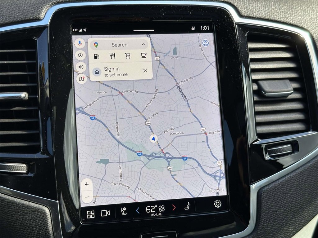 2023 Volvo XC90 B5 Plus photo 2