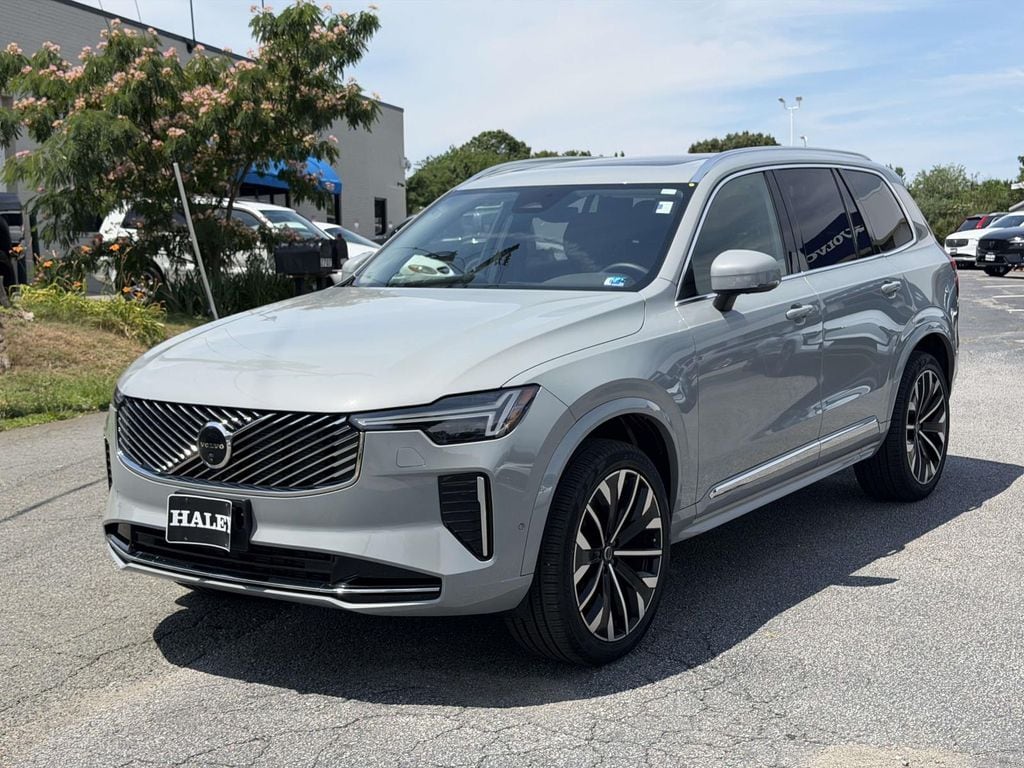 2026 Volvo XC90 Plus - Photo 22