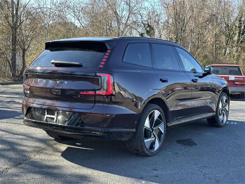 Used 2025 Volvo EX90 Ultra with VIN 7JDE23KL2SG000852 for sale in Richmond, VA