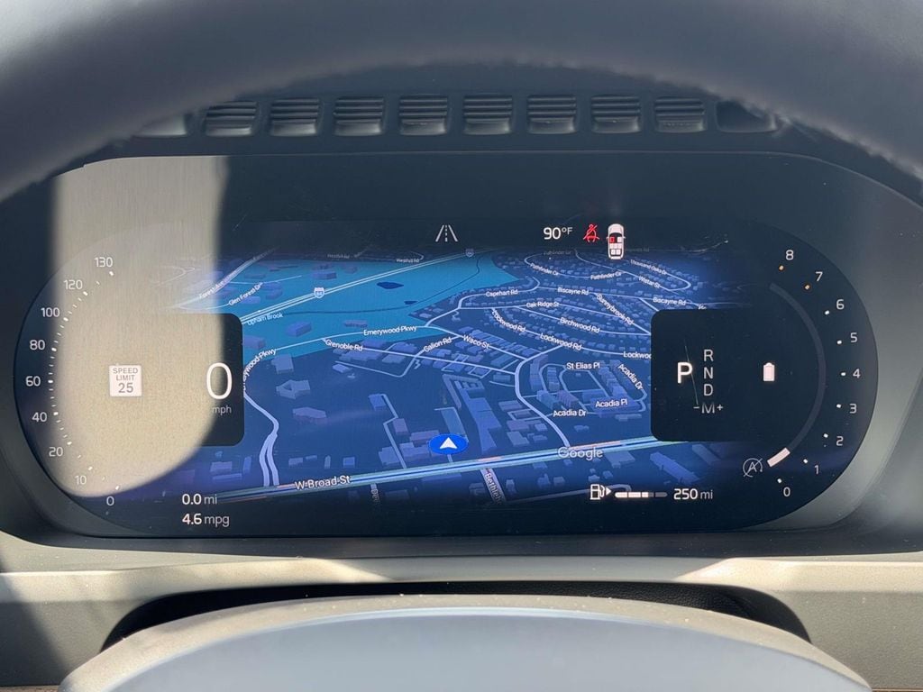 2026 Volvo XC90 Plus - Photo 10
