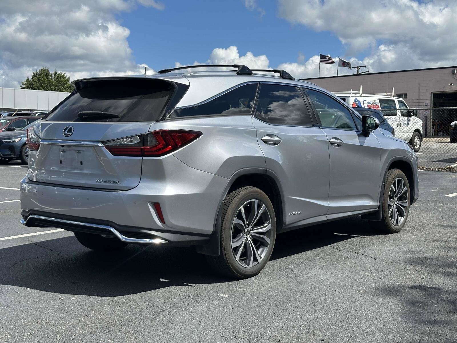 2022 Lexus RX 450hL photo 3
