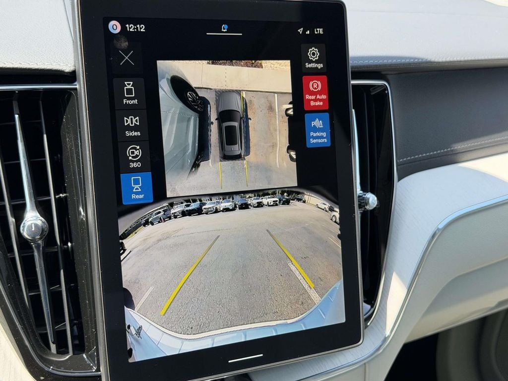 New 2026 Volvo XC60 plug-in hybrid T8 Ultra SUV