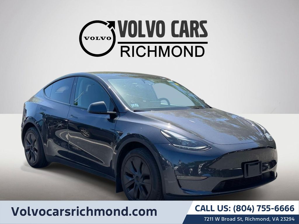 2024 Tesla Model Y Long Range Rear Wheel Drive's photo