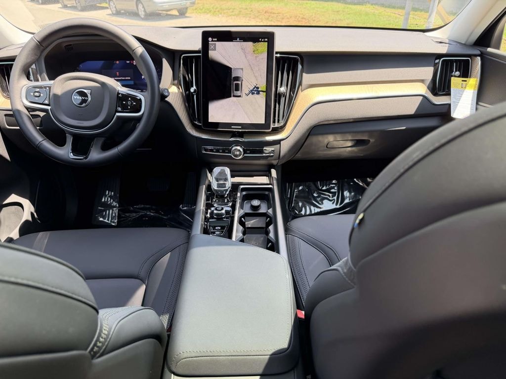 New 2026 Volvo XC60 B5 Plus SUV