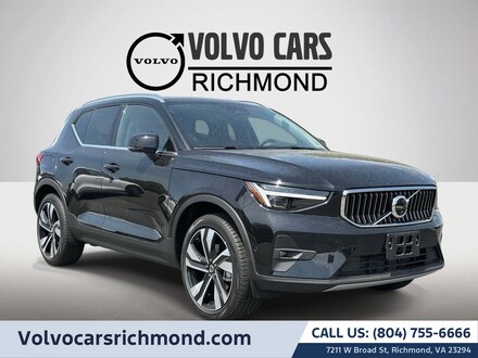 2025 Volvo XC40 Ultra Bright Theme SUV