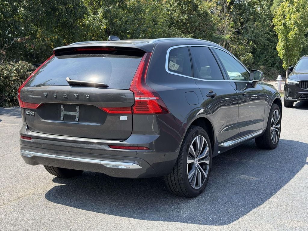 Used 2022 Volvo XC60 Recharge Plug-In Hybrid T8 Inscription Expression SUV