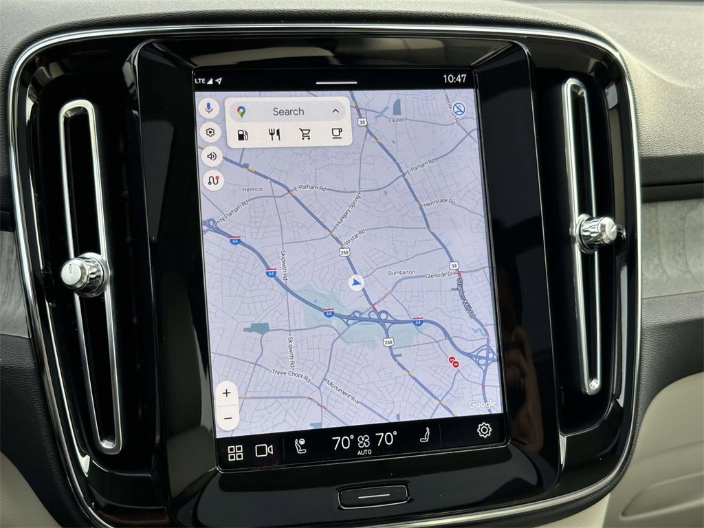 2023 Volvo XC40 Ultimate photo 3