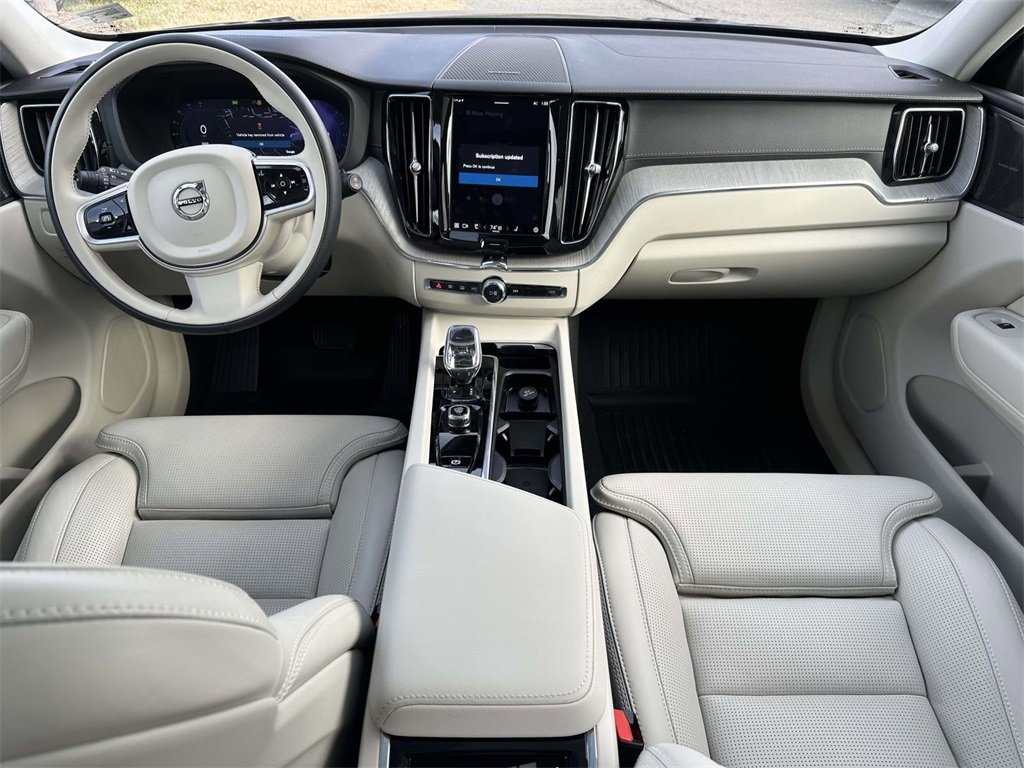 Used 2025 Volvo XC60 B5 Ultra SUV