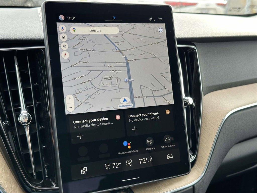 New 2026 Volvo XC60 B5 Plus SUV