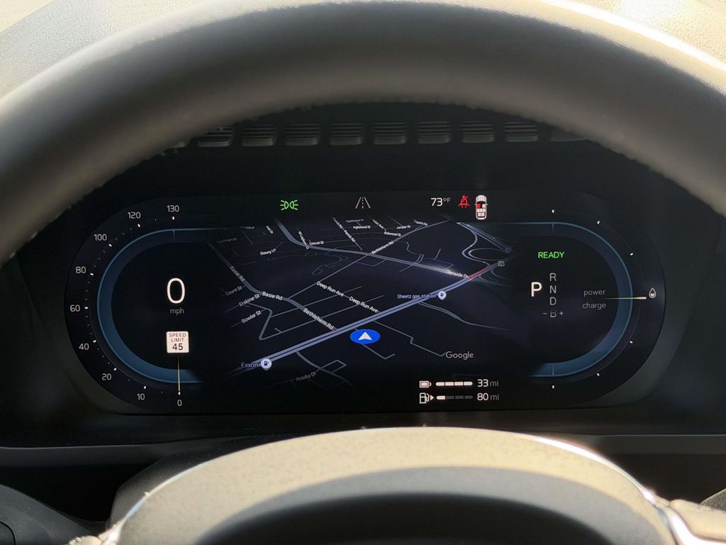 2025 Volvo XC90 Plus - Photo 12