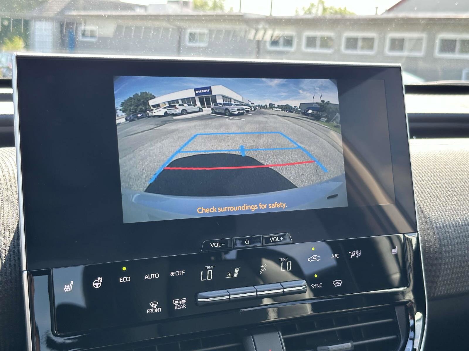 2024 Toyota bZ4X XLE photo 3