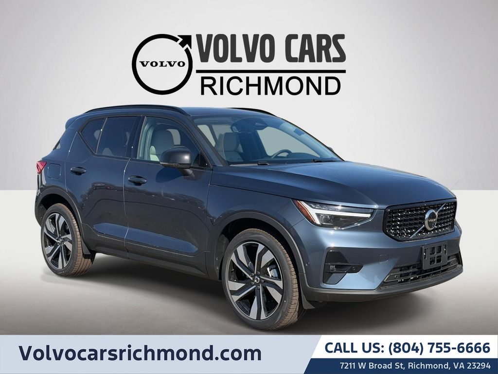 2026 Volvo XC40