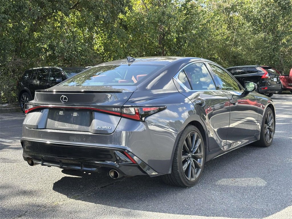 2022 Lexus IS 350 F SPORT photo 2
