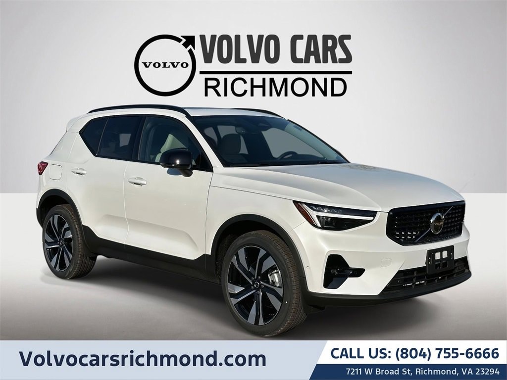 New 2026 Volvo XC40 B5 Ultra SUV