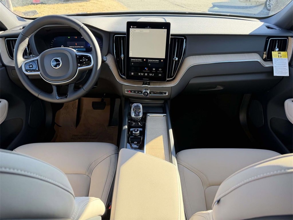 New 2026 Volvo XC60 B5 Plus SUV