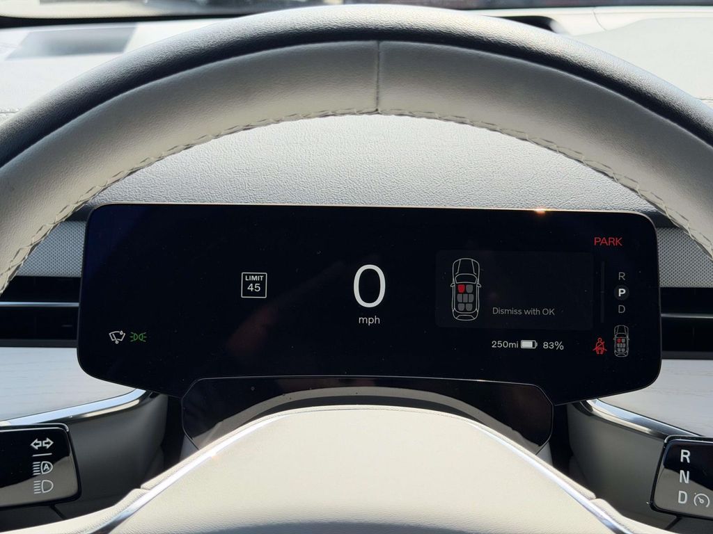 2025 Volvo EX90 Plus - Photo 9