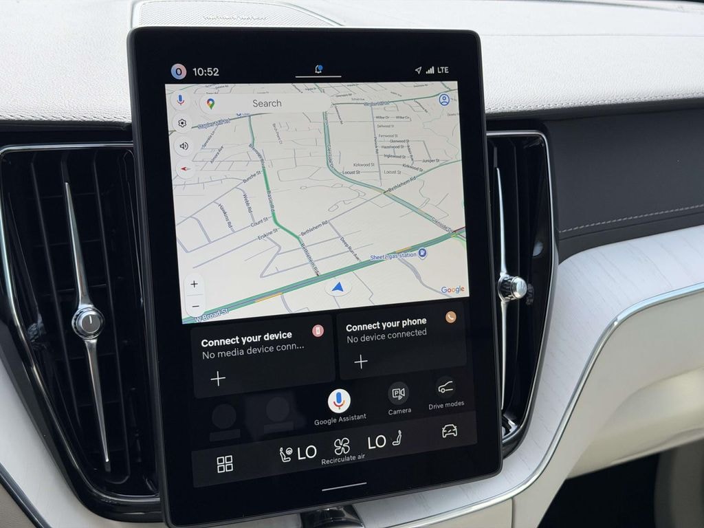 New 2026 Volvo XC60 plug-in hybrid T8 Ultra SUV