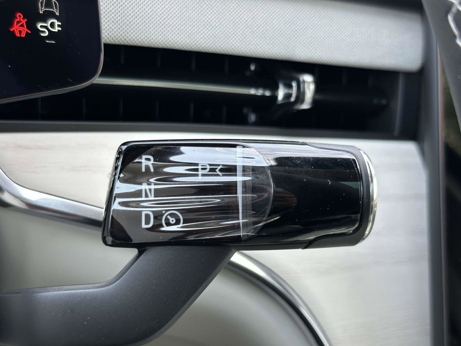 2025 Volvo EX90 Plus - Photo 6